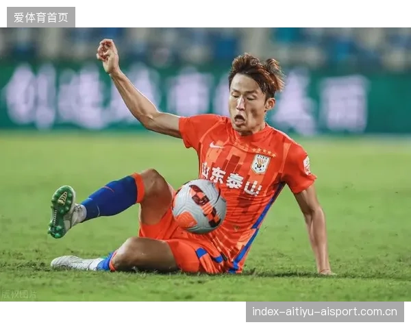 山东泰山外线的压迫成功化解对手反扑